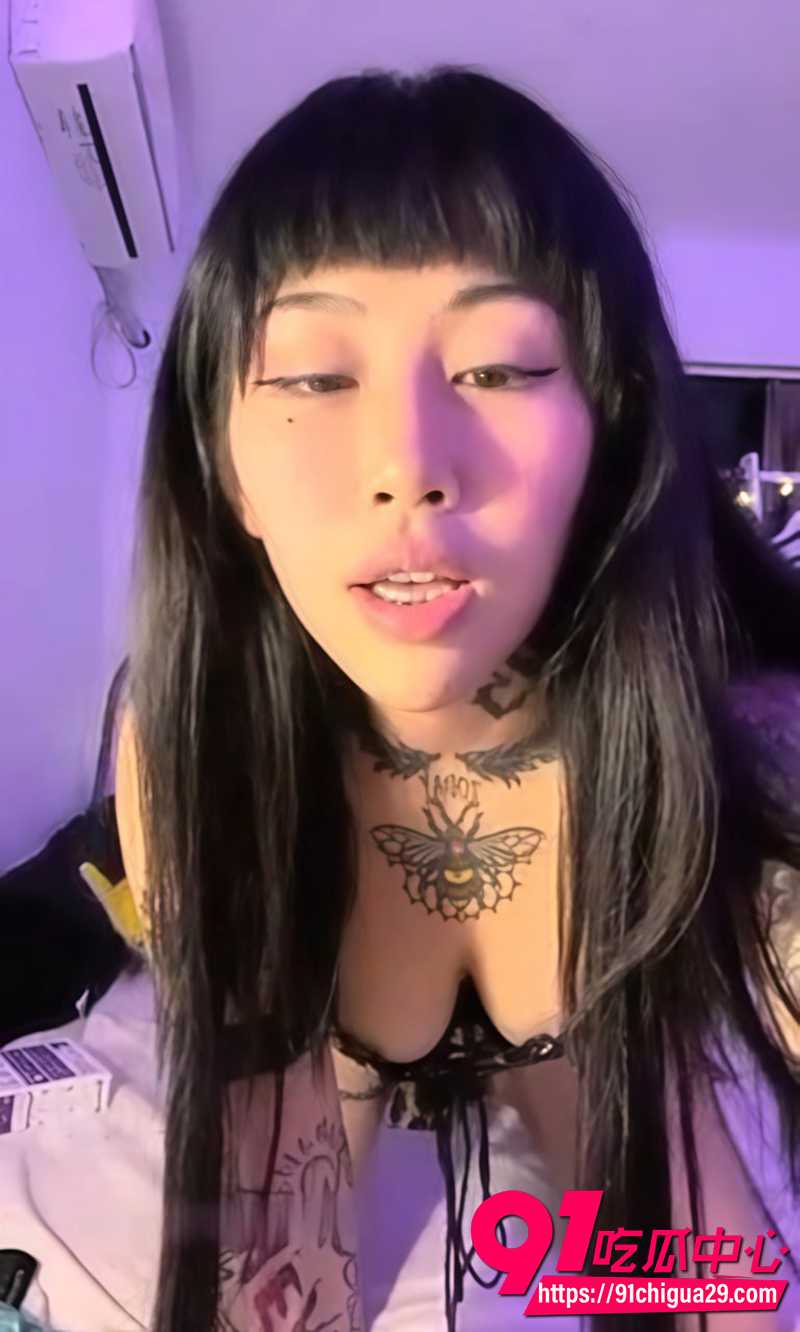 推特符文色女高乔尤美 假屌道具自慰福利 浪穴极致诱惑臀肉扭动纯享超过瘾!