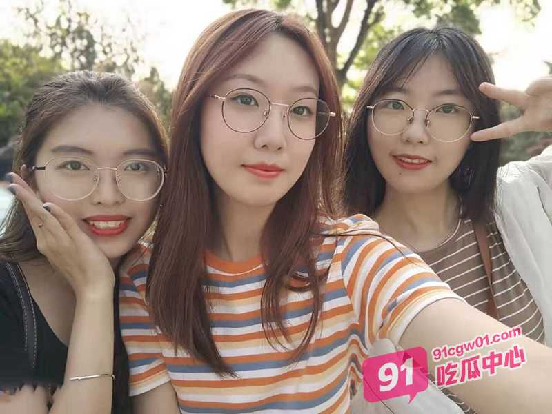 山东女大马钰欣 分享与男友做爱视频 身穿性感的情趣内衣反差感十足！ 配图2