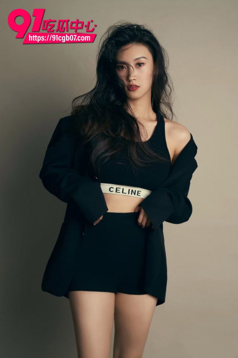 中国东方演艺集团舞蹈美女演员私密性爱视频原档泄密 和男友激情缠绵全过程曝光 极品身材尽显诱惑