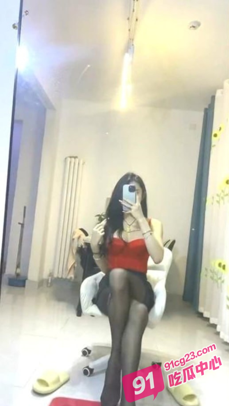 高能预警！比女人还妩媚的济南TS小熙 滥交性爱视频大曝光！床技之娴熟令女人汗颜！ 配图2
