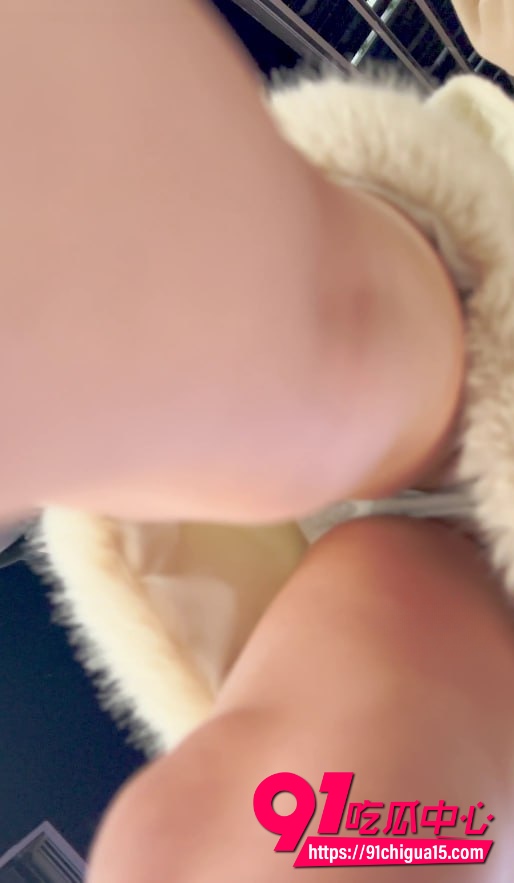 抄底偷拍8