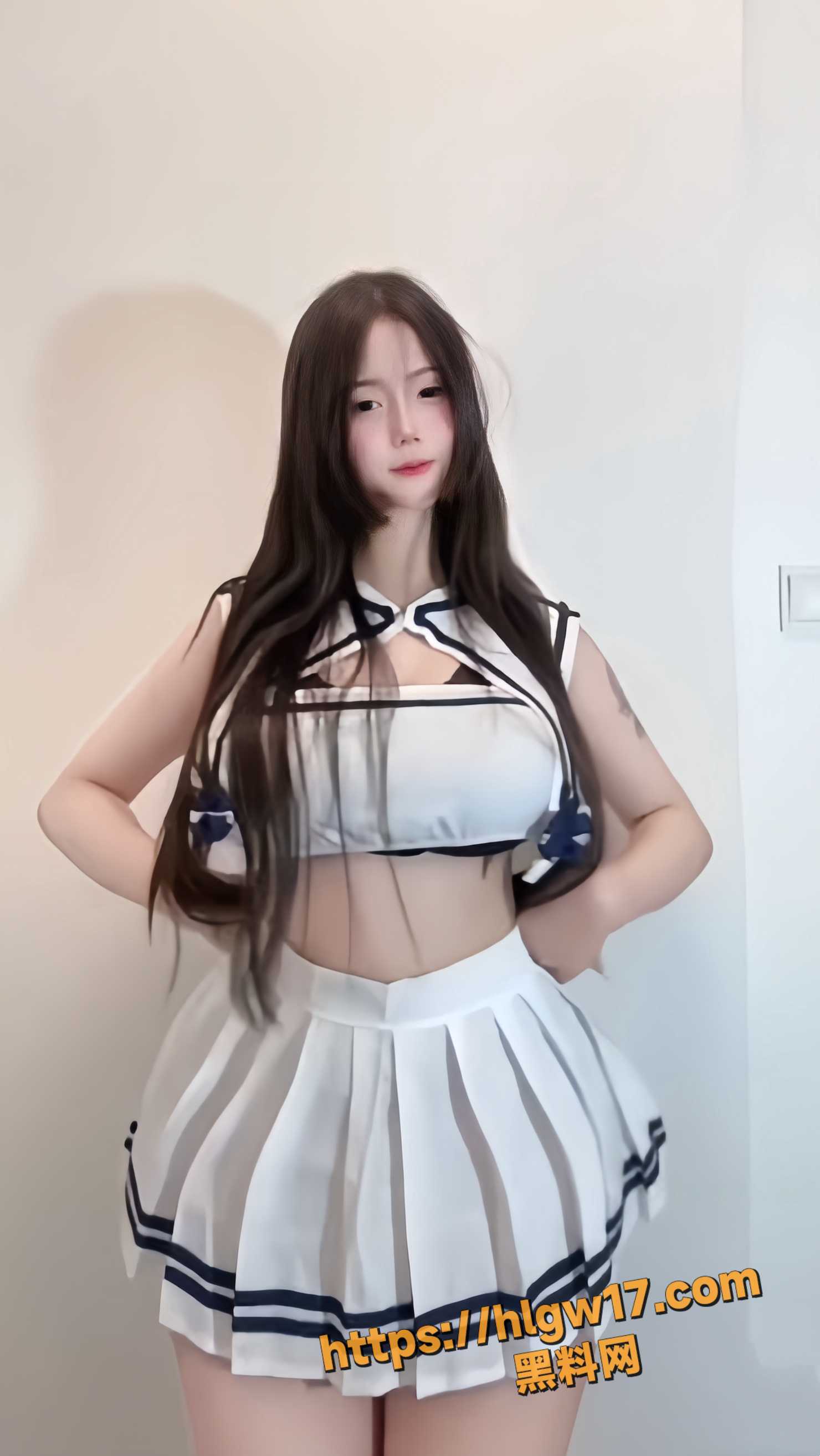 迷人的张总 福利资源合集流出 各种制服大跳擦边骚舞 巨乳肥臀的梨形身材绝对让你撸到手软