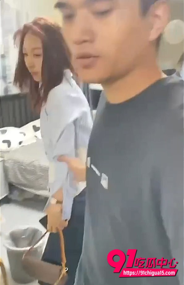 原配抓奸小三现场视频3