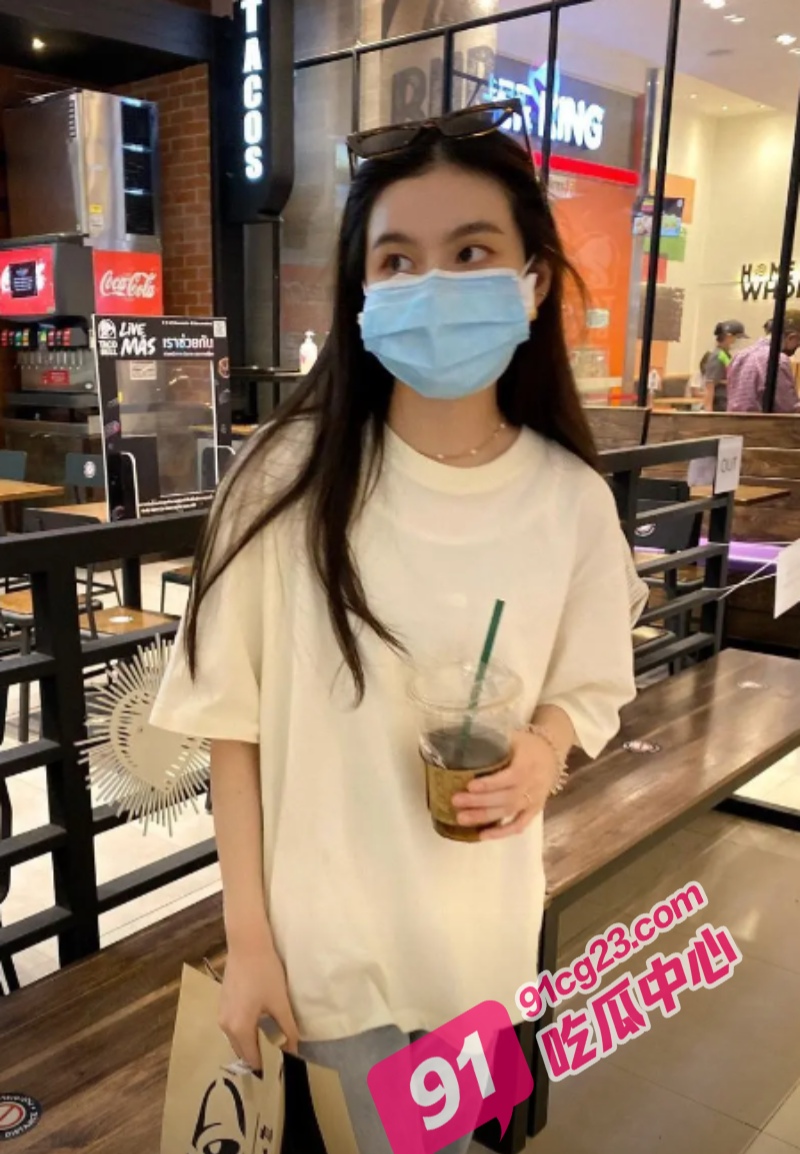 泰国纯情小嫩妹 反差果然是女人的天性 异域风情无一例外 配图3