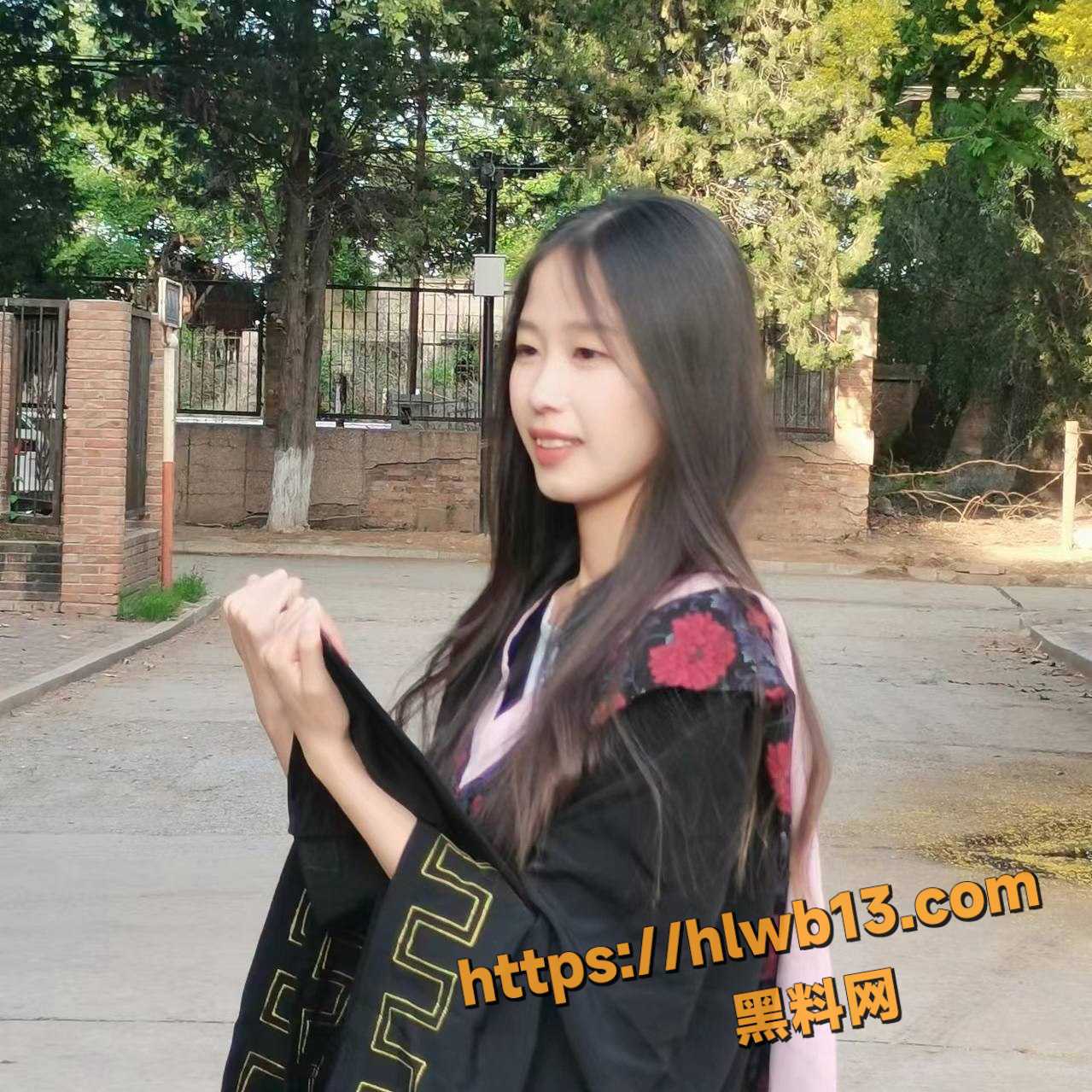 台中极品反差婊 林雅婷 情趣套装与男友酒店激情奋战 淫语不断娇喘连连！