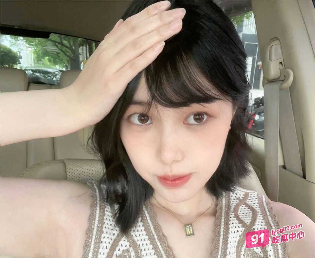 南京大学李俪天生母狗圣体 私底下竟然玩的这么花！