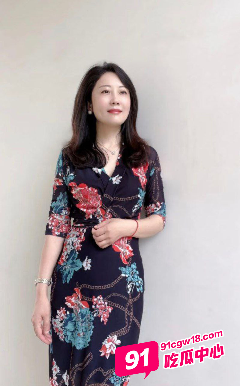 嫂子的诱惑～大哥欠钱不还嫂子以身抵债“你好粗啊 爽死我啦” 配图12