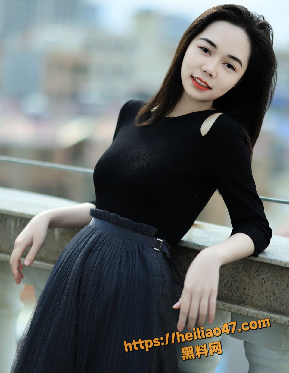 广西D奶女教师人妻 陈晓琳 第二弹全裸口交 回家骑乘狂榨绿帽老公！