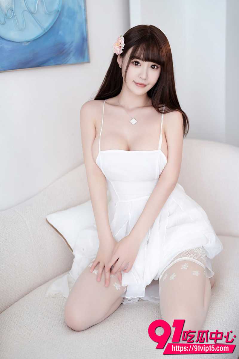 极品御姐朱可儿 白丝珍珠情趣写真 甜美脸蛋搭配火辣身材 G奶晃荡诱惑不止!