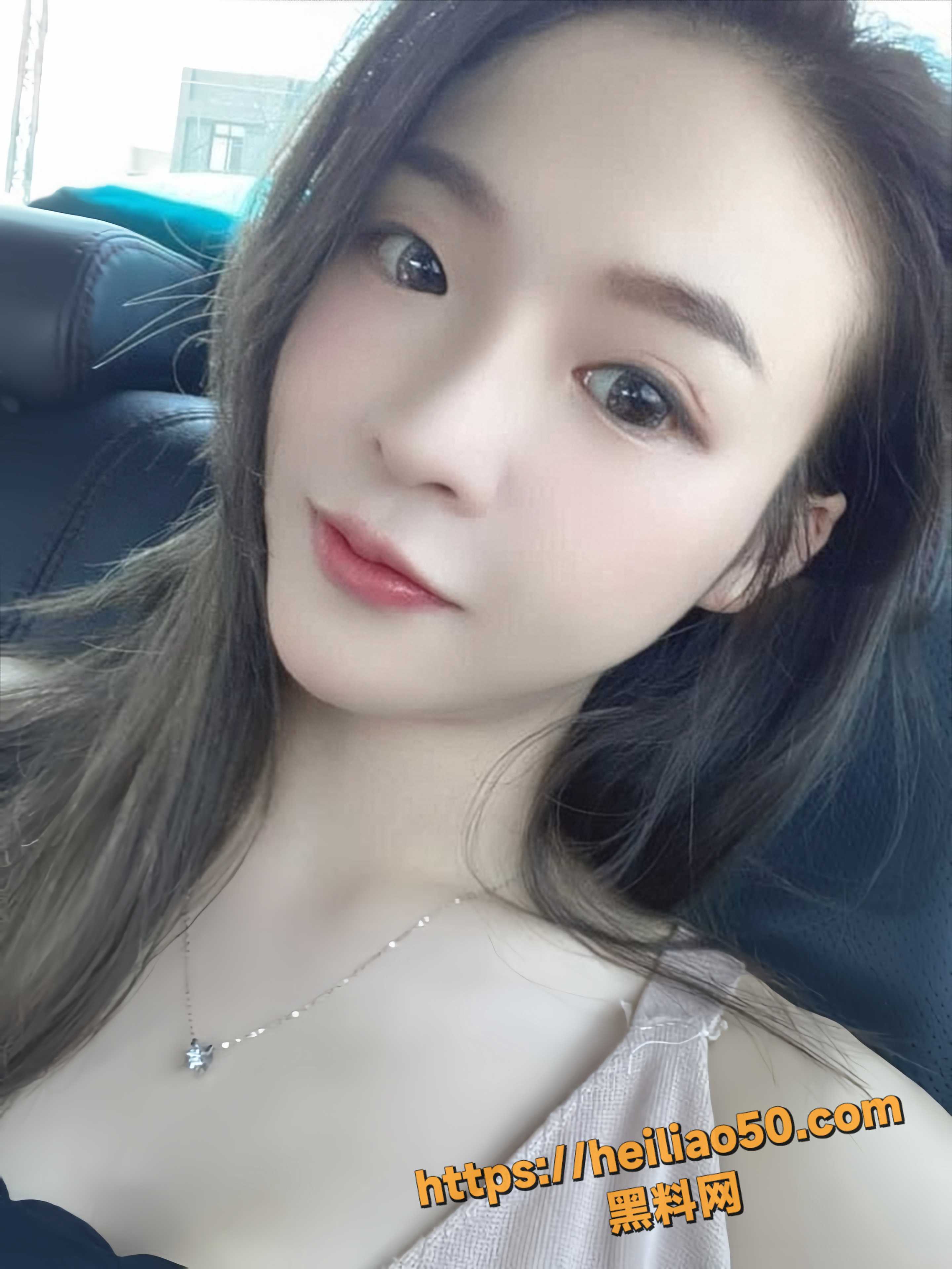 高颜值巨乳学生妹 被榜一大哥在线网调 抠逼打奶子跳裸舞 反差到极致！