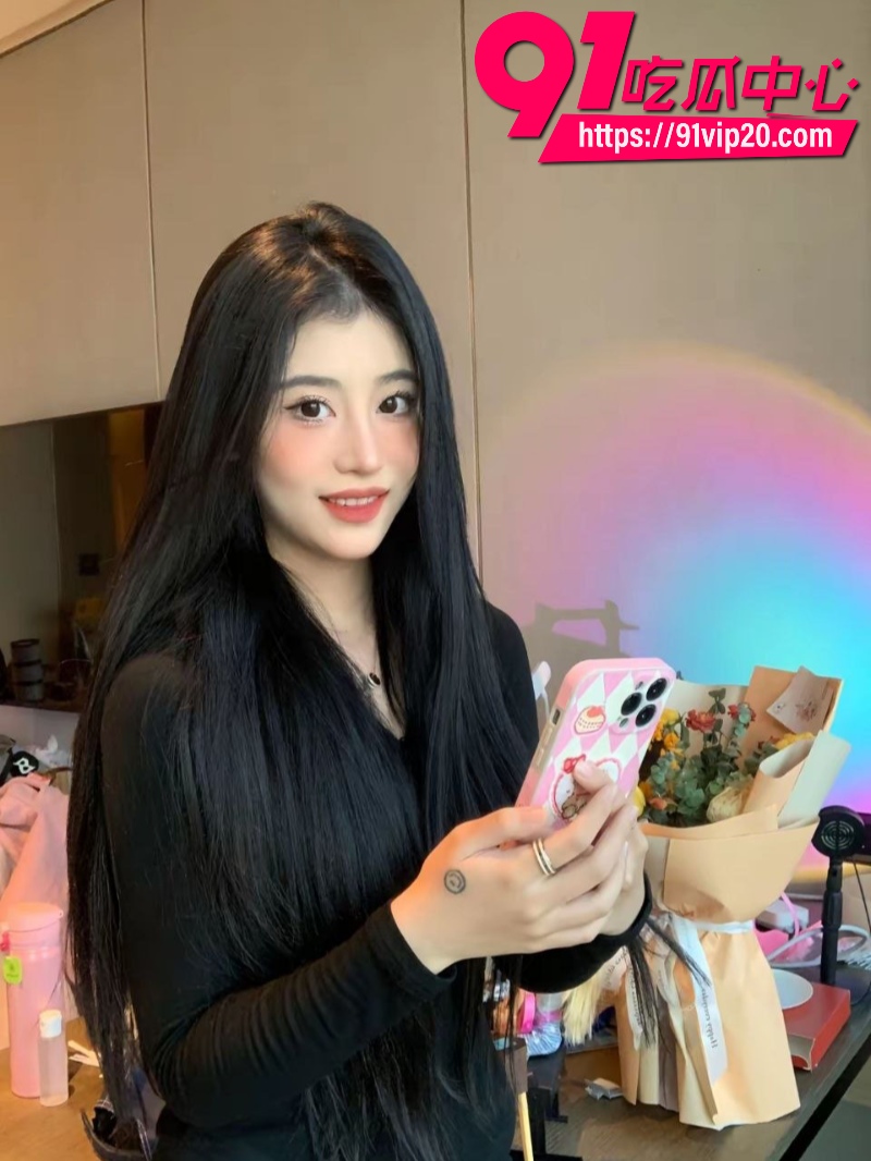 云南昆明饥渴美女陈佳鑫酒店约炮2 云南昆明饥渴美女陈佳鑫酒店约炮2