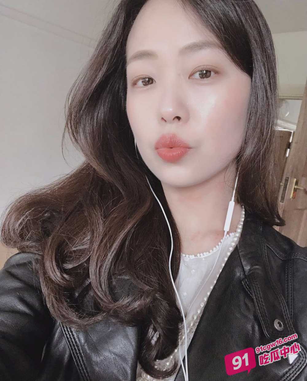 丽水极品少妇董明洁刚离异就玩裸聊自慰 真是狗改不了吃屎！ 配图2