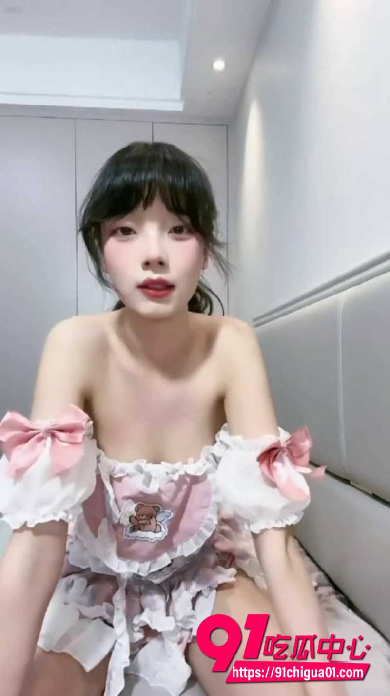 清纯反差骚妹梦梦1 清纯反差骚妹梦梦1