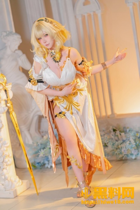推特高颜女神 咬一口兔娘 cos阿格莱雅 极致魅惑大尺度写真