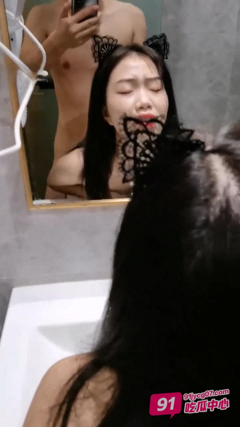 性感学姐黄晶晶镜前裸身视频曝光 当时多恩爱现在就多后悔！ 配图3