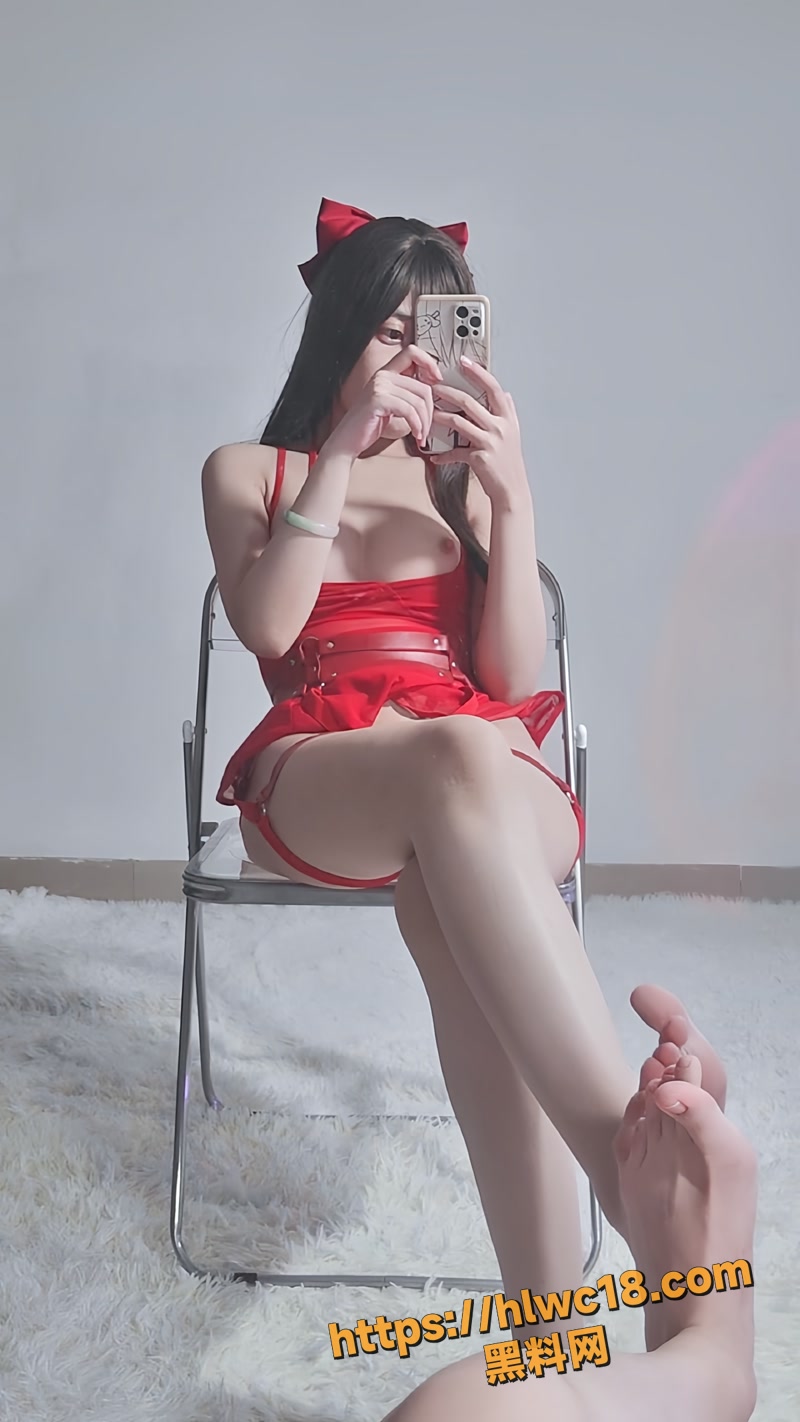 极品福利姬 高桥千凛 红魔术师Cos超辣写真视频流出