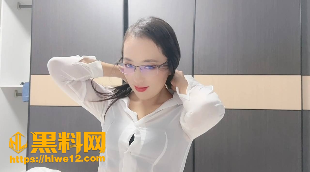 原创 酒店偷情人妻少妇 被猛插到浪叫不止 熟女诱惑拉满