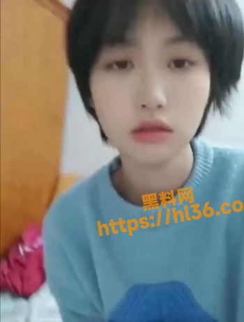 20岁少女 陈敏荣 与人裸聊被男友发现后直接曝光！超稚嫩身姿看着都想操！