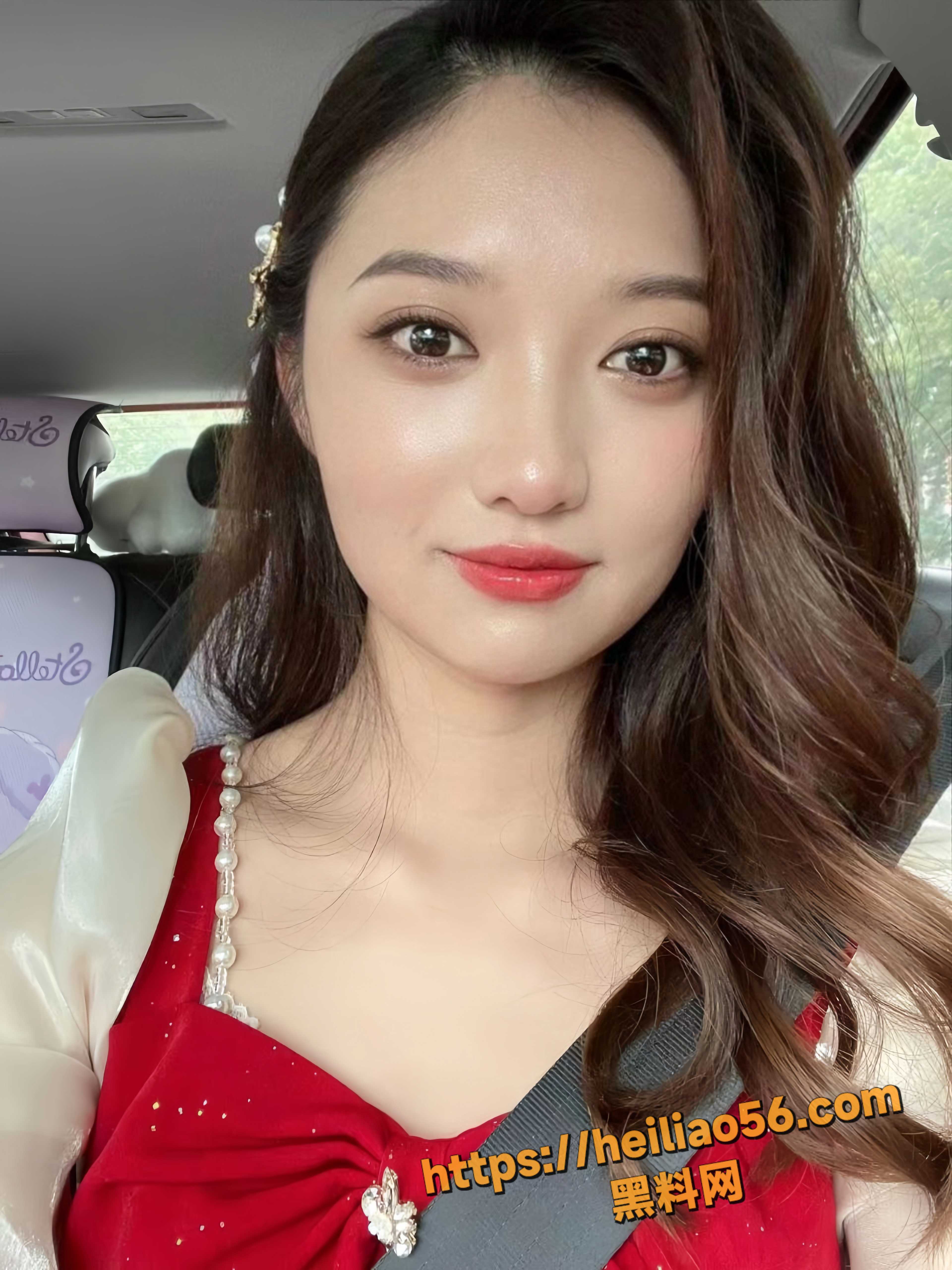 重庆美女 张小花 新婚同房视频惊天泄露 反差婊本性彻底暴露！