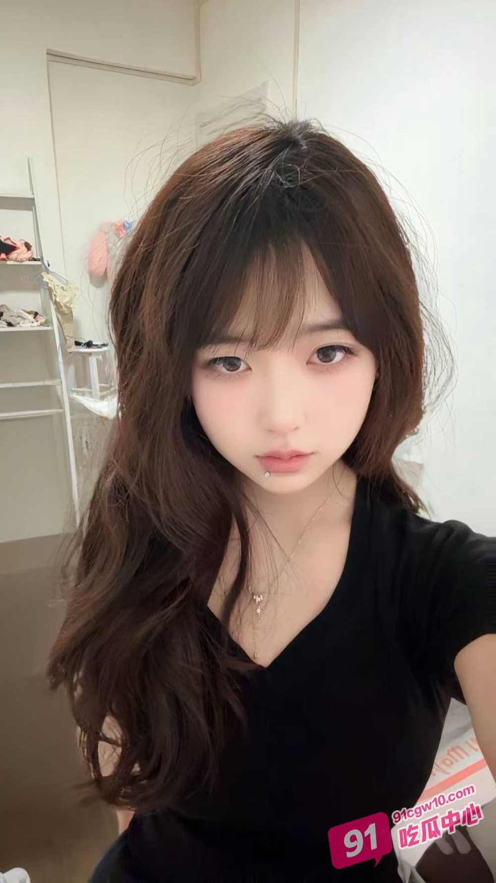 国外网红直播蛊惑男粉丝去中国约炮 贬低中国女性称其如劣质牛排便宜又好上 配图3