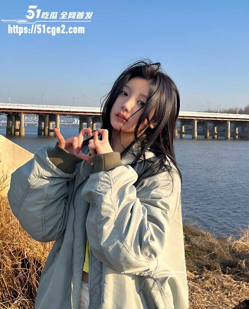 韩国ILLIT女团成员李沅禧性爱视频04