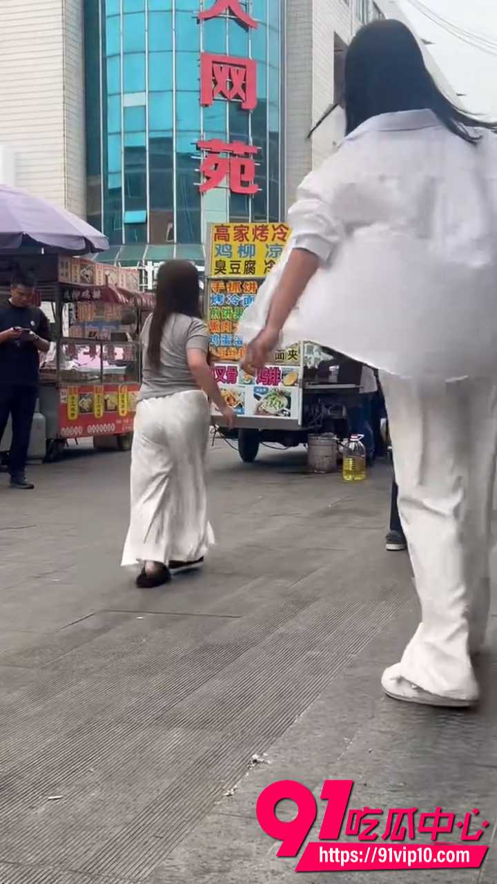 熊岳火车站打小三事件完整回顾 三个女的街头打架 小三黑丝高跟鞋一打二现场曝光始末
