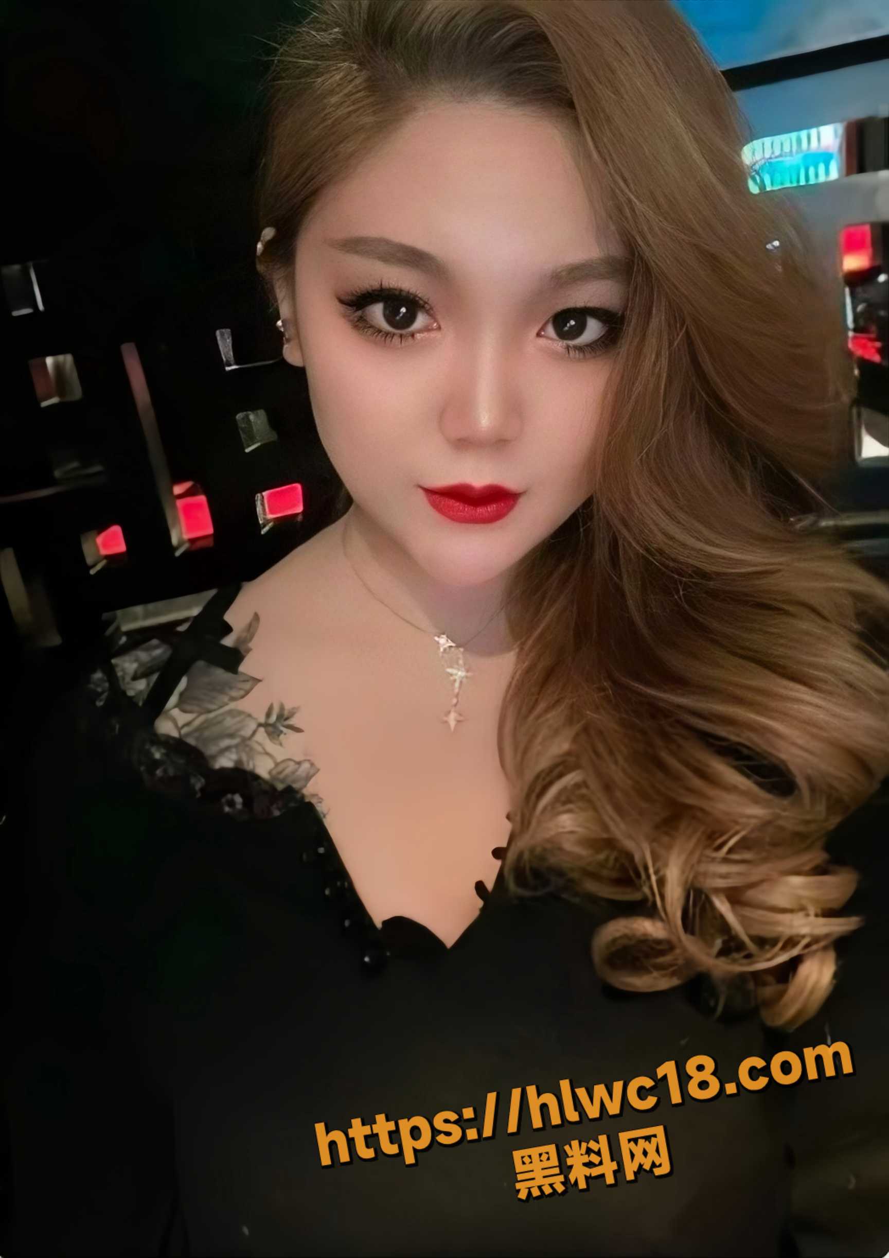 约炮大神 总华探长的小狗 约操擦边网红女神 各种调教后爆操到高潮腿软