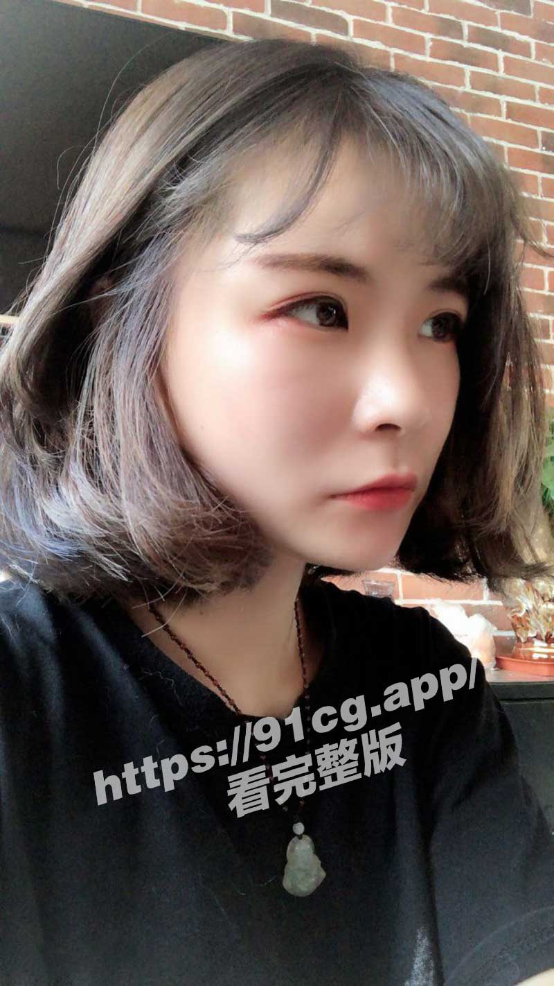 性感苗条空姐谢婷婷初尝震动小怪兽高潮嗷嗷叫视频流出