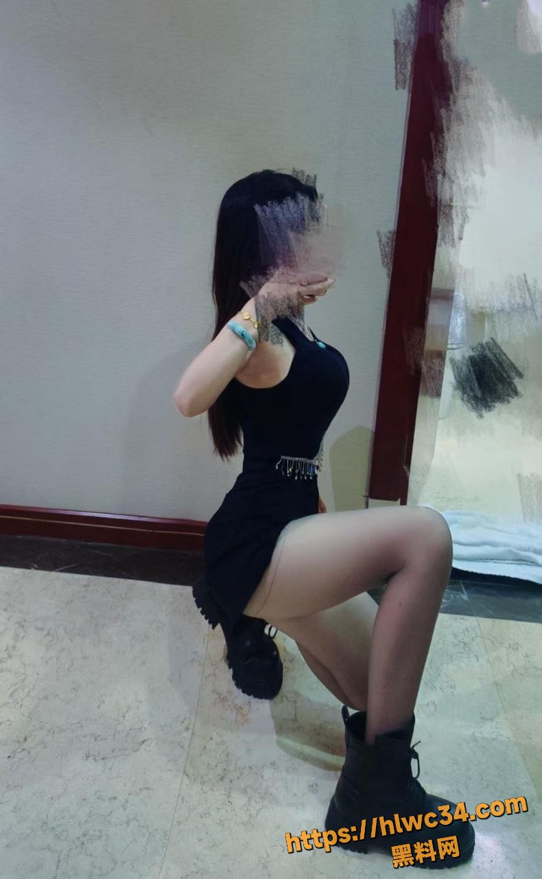 骚逼姐姐第一次喷水被操的娇喘不断 亲姐的诱惑31-35集 海角社区