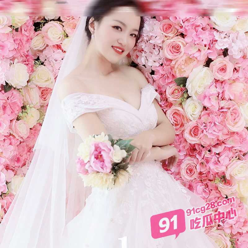 青岛新娘婚礼前偷情前男友 婚房情趣装被无套爆操 性爱视频遭曝光！