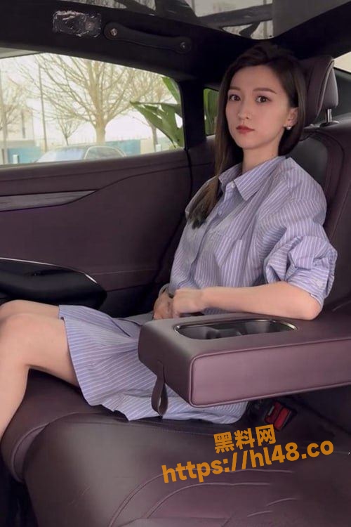京爷豪掷30万买小米SU7只为操极品人妻女销售！全程露脸口交无套等视频曝光！