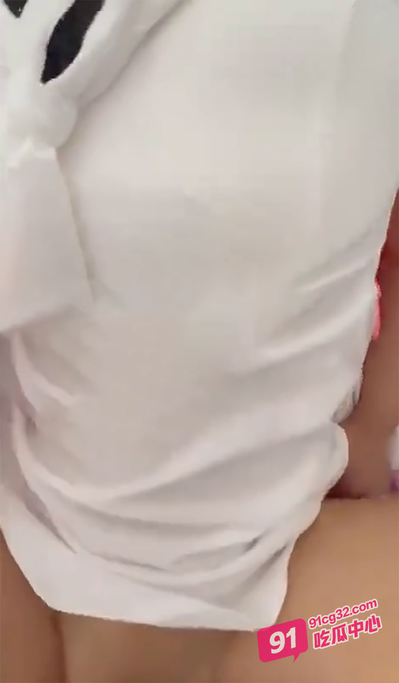会喷水的亲姐姐 户外营潮喷内射 扩阴器眼看见精液流向子宫！ 配图4