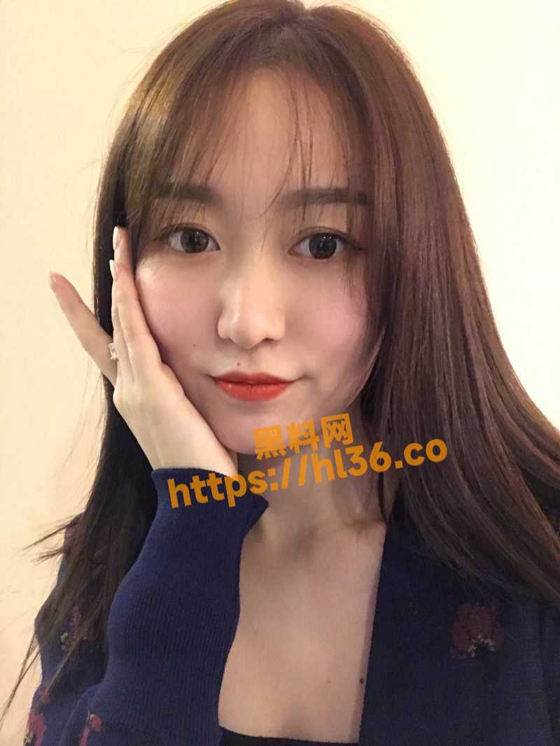 浙江极品反差人妻 唐晓璇 穿着女仆装咬着自己的内裤被强悍爆操，掏出大屌射一屁股精液！