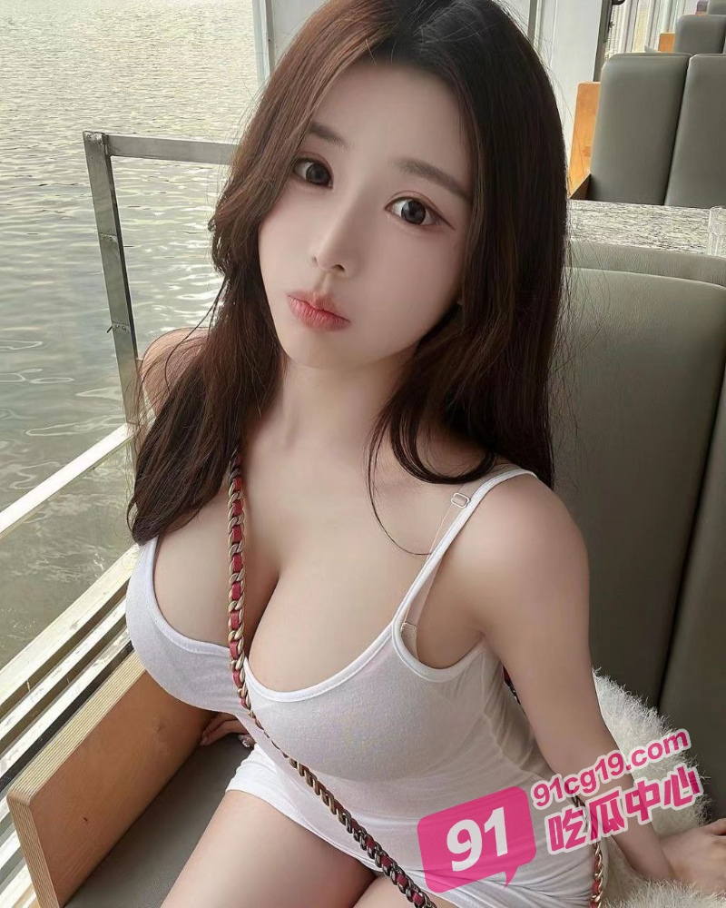 传教士乳摇!純天然大奶子晃的很性福!