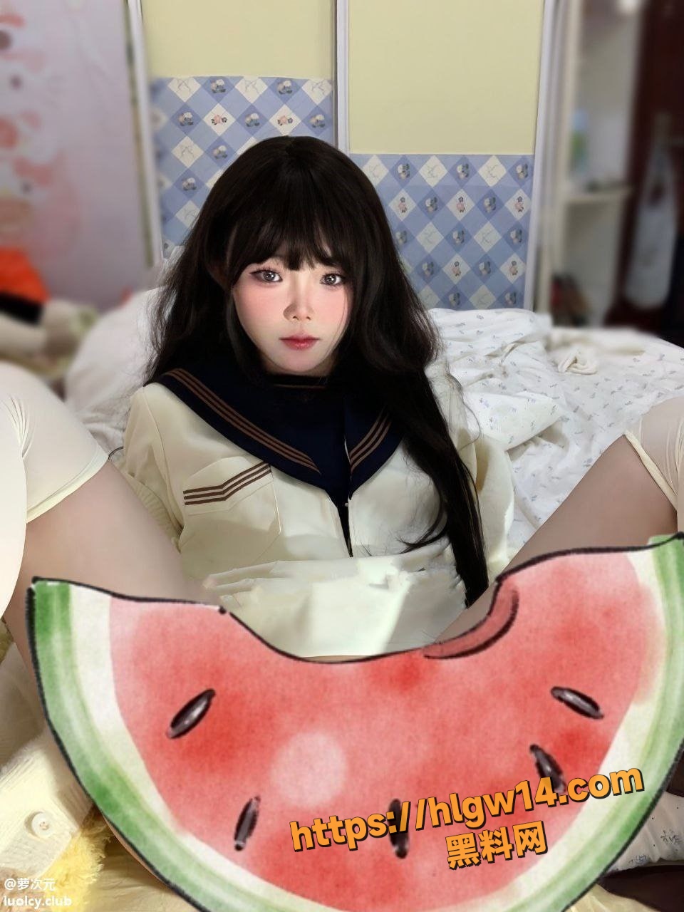 高颜值福利姬 麦麦脆汁鸡 付费福利流出 身着洛丽塔自慰 各种道具轮番玩弄撸点极高