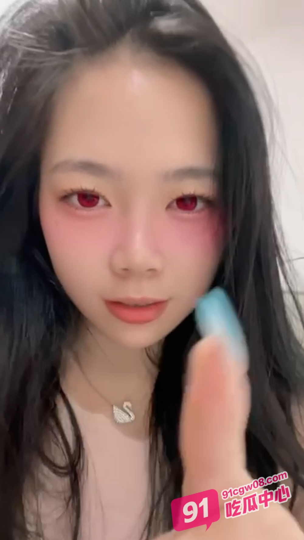 河南女大学生 李梦瑶 露脸黑丝自慰视频流出 反差母狗真是骚极了 配图5