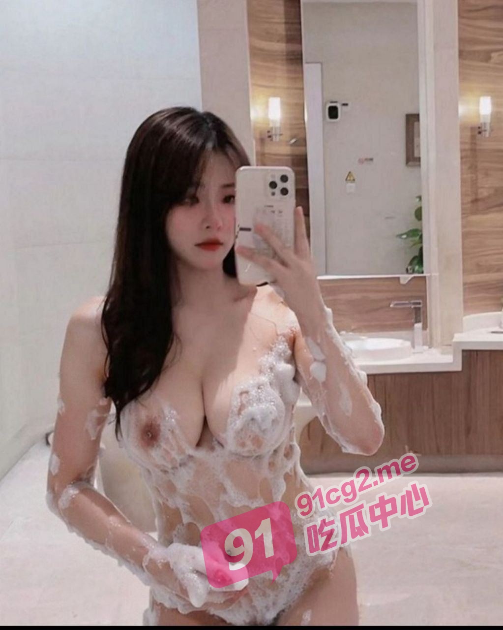 四川成都白领李艺葛~被后入顶进小骚逼 这叫床声我不信你听了不射!