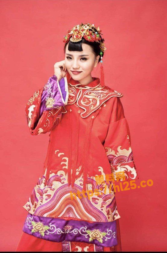 绝骚反差婊 杨娇娇 成婚后遭人曝光！穿上婚纱和裸体淫骚的对比堪称天壤之别！