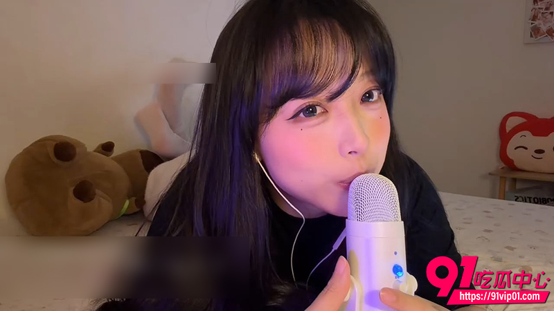 ASMR声控博主小鸟大王  2