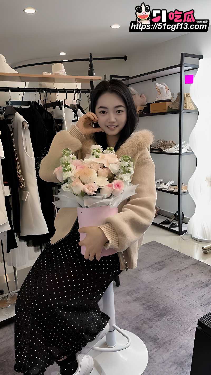 云南昆明夫妻 性爱视频 1