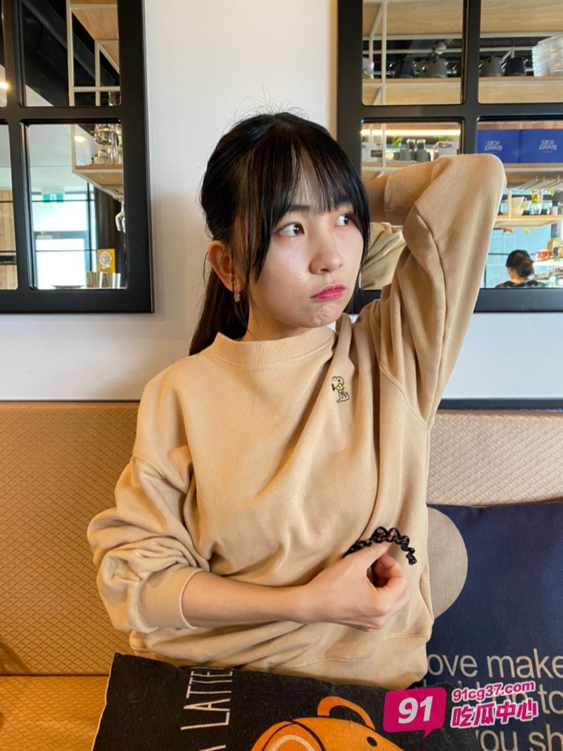 南京师范大学校花 孟涵 被前男友曝光性爱视频 穿着透明蕾丝情趣装被猛操