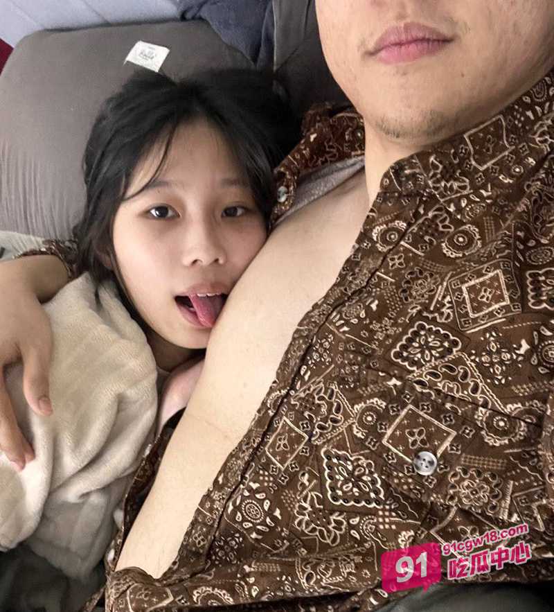 杭州师范大学王彤 初次恋爱遭遇渣男 偷拍视频被校园墙曝光！ 配图7