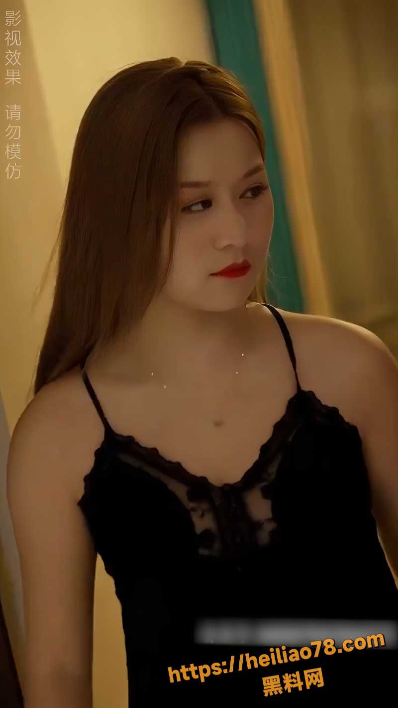 擦边短剧 我的富豪美女房东 屌丝男和性感富婆房东的同居生活 屌丝逆袭又甜又虐