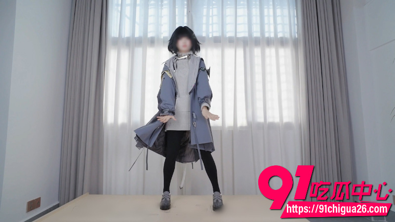 极品福利姬埋导演身穿明日方舟COS服被炮机爆操2
