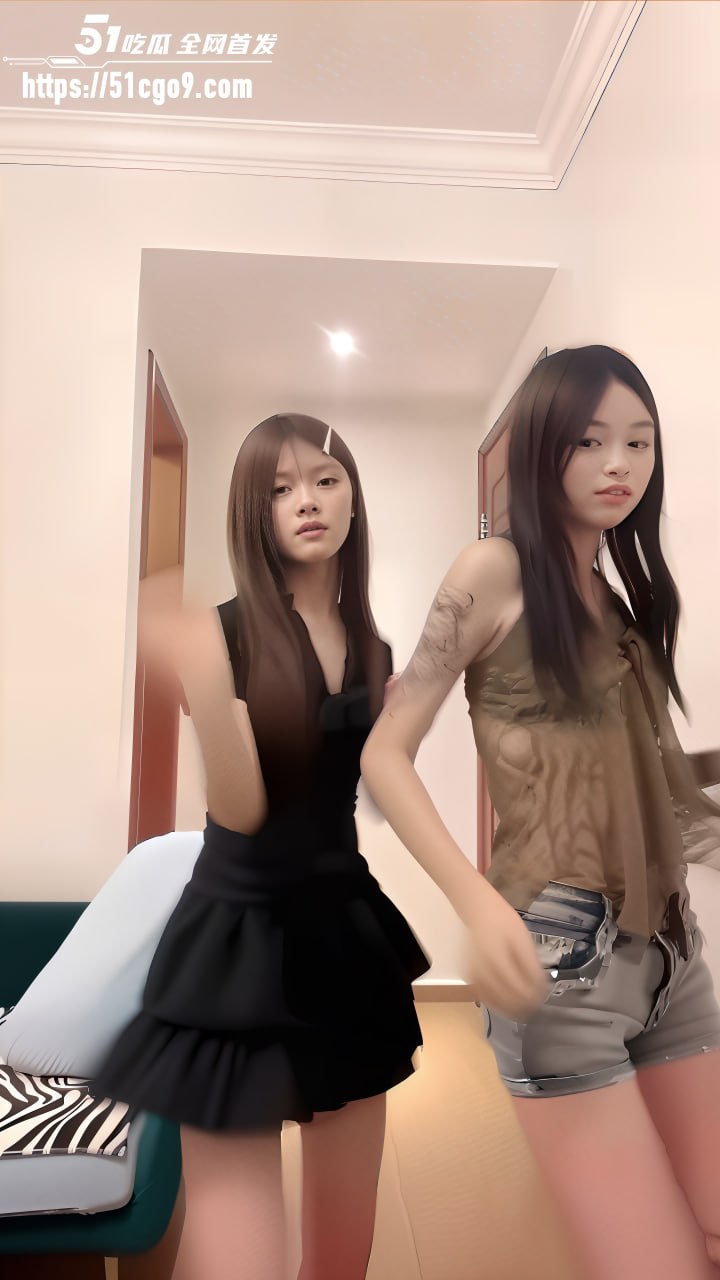 精神小妹 欣酱 直播录屏 全裸热舞 激情群P 骚穴被浓精灌满！