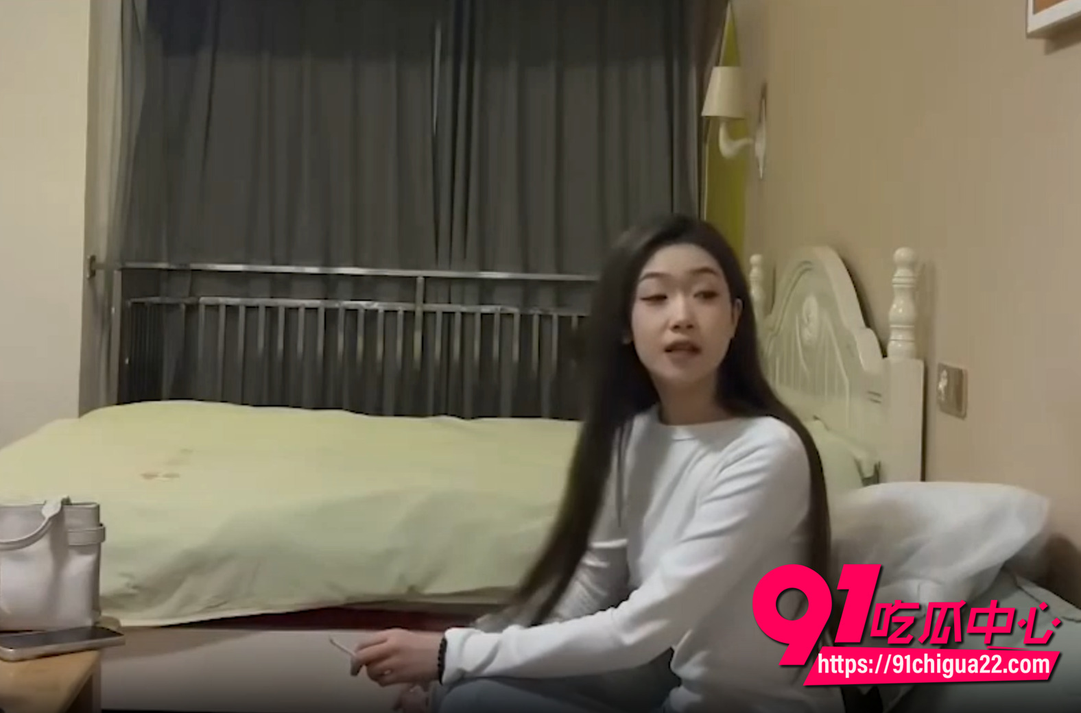 探花大神杏吧书生 约嫖05年兼职妹子 粉嫩小穴被不断抽插 敏感体质极易高潮!