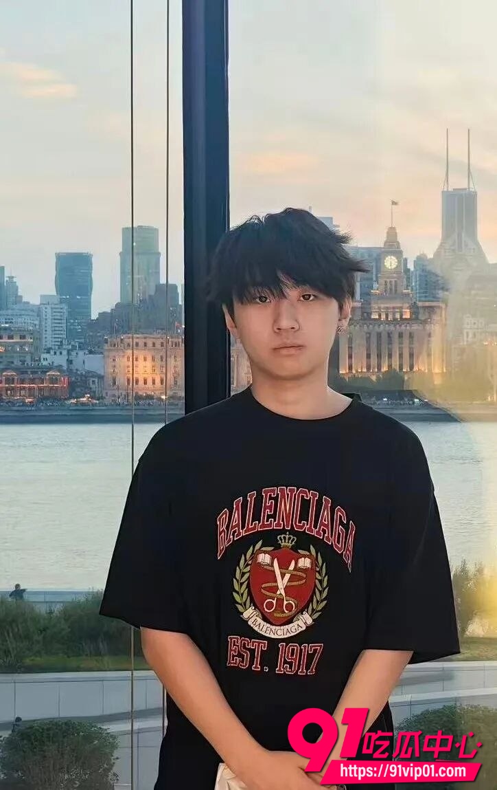 澳洲UQ留学生李某某23