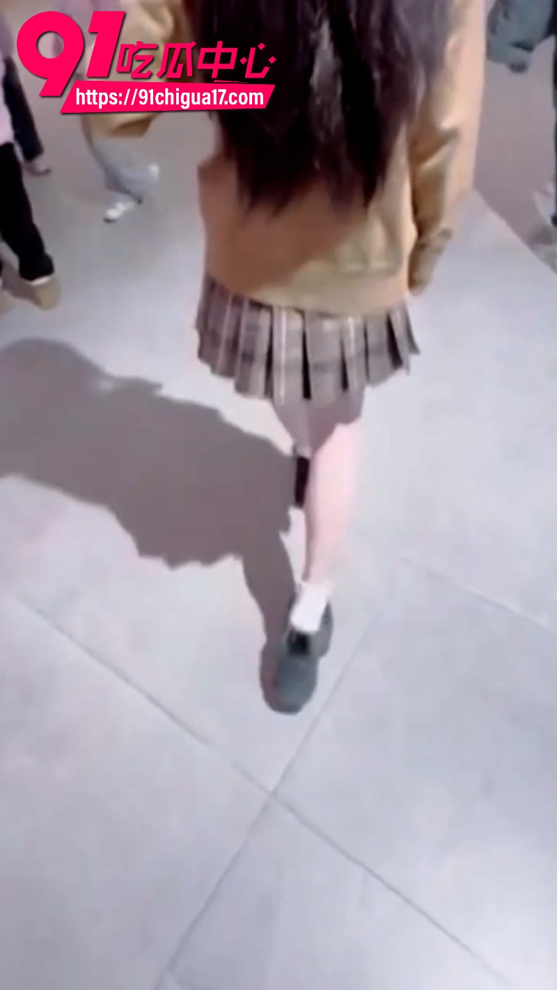 海角大神勾引自己的亲妹妹浴室乱伦9
