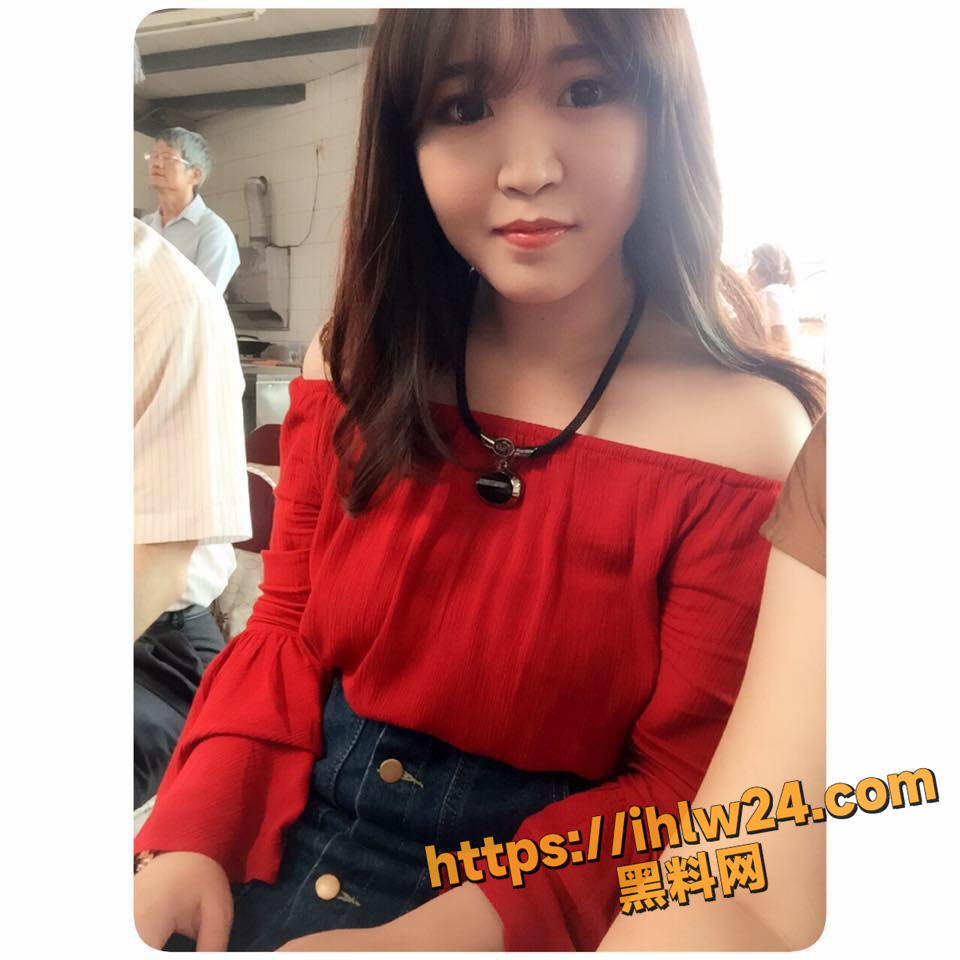 百度云盘泄密 已婚人妻的婚后生活 寡淡的日子当然需要别人的鸡巴来安慰！