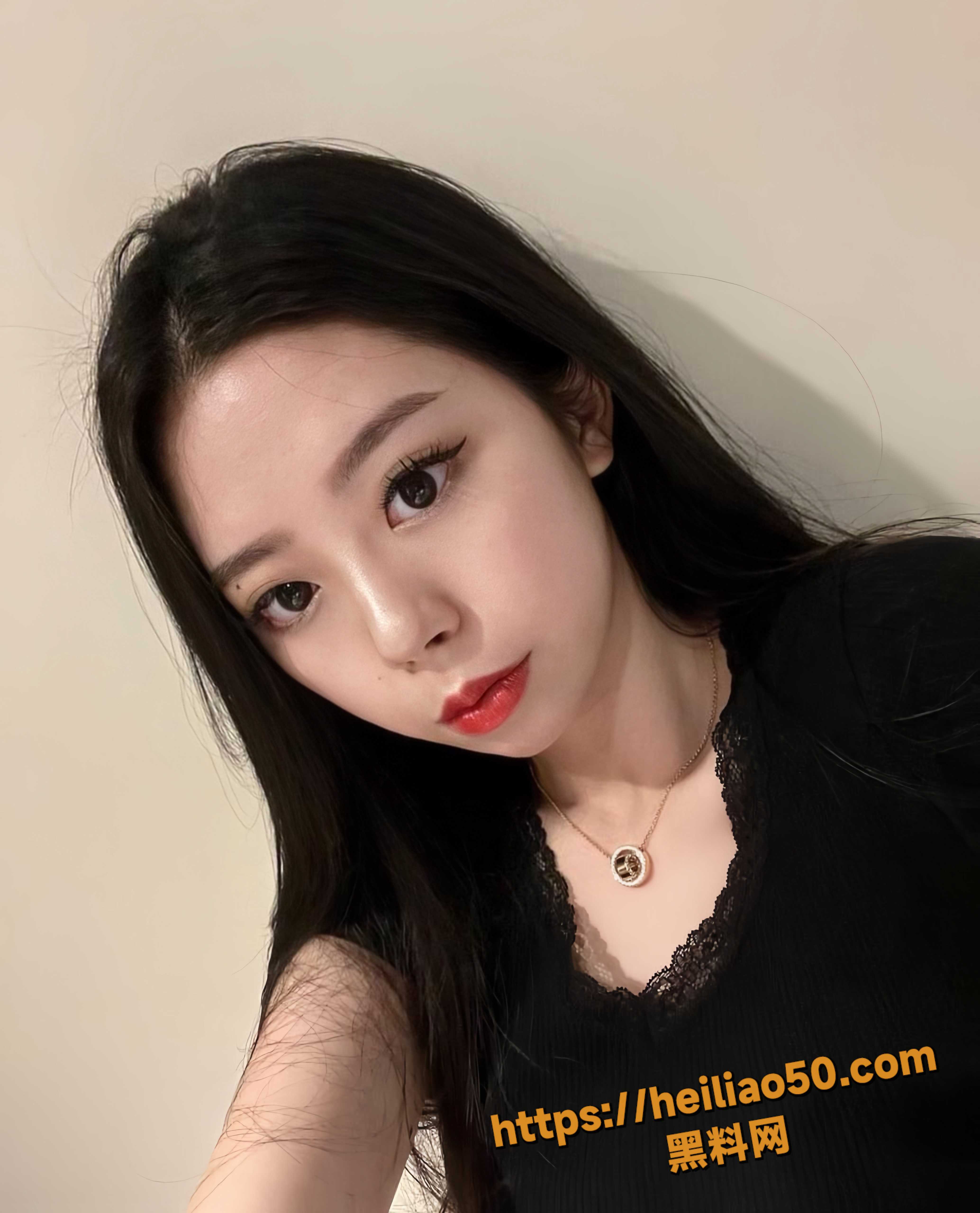 舞蹈系反差女大学生 陈妍 与男友激情性爱视频流出 翘臀骑乘被无套内射！